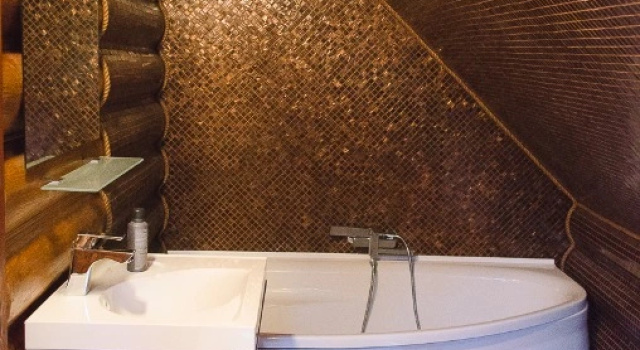 Dom Ohotnika Hotel, Book Hotel Sosnovka Rusland