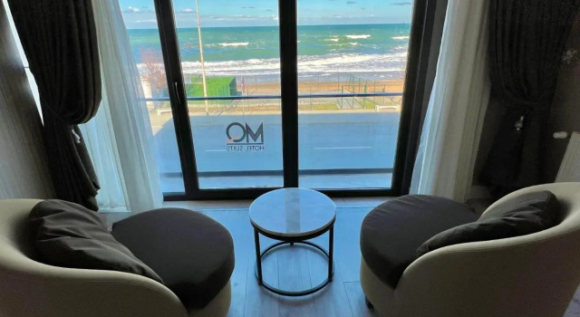 Люкс с балконом и с красивым видом из окна MQ Hotel Suites & SPA