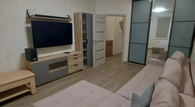 Квартира двухкомнатная чистaя и уютнaя 57 м²