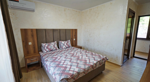Двухместный номер Comfort с балконом и с красивым видом из окна Гостевой Дом Диамант+
