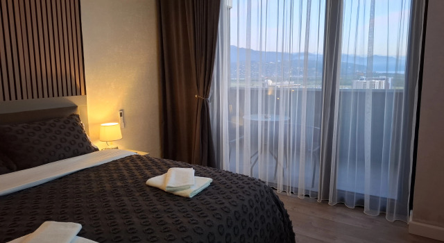 Panoramny Vid na More i Gory Bolshaya Flat, Book Apartment Batumi 