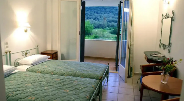 Отель Paradise Inn