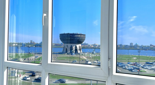 Evrodvushka s vidom na Kreml' v tsentre na 1 Beregovoy r. Kazanki u metro Flat, Rezervovat Apartmán Wellness hotely v Tatarstan, SPA
