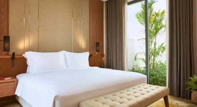 Вилла Private Pool с 2 комнатами с видом на озеро Отель Mövenpick Villas & Residences  Phu Quoc