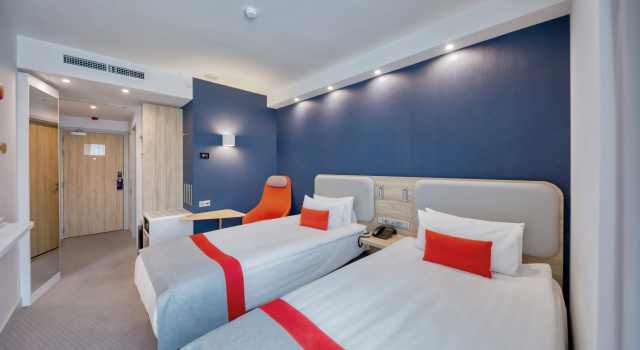 Standard Twin room with Free Breakfast Holiday Inn Express - Yerevan by IHG