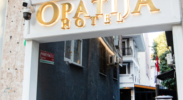 Opatija Hotel, Забронировать Отель Отели Стамбула с парковкой, рядом с Базар Араста, Парковка
