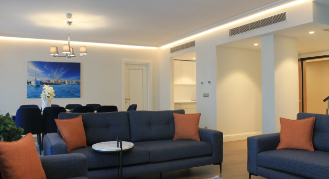 Пентхаус GR Blocks с 3 комнатами с балконом Апартаменты Garlon Residence