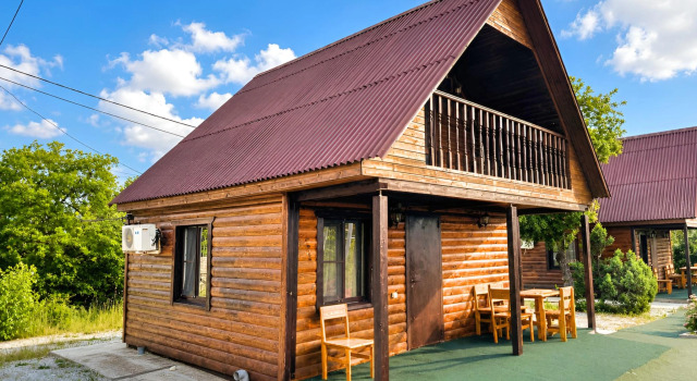 606 S Balkonom I Vidom Na Gory Private House, Book Vacation Home Kabardinka Gelendzhik Coast, near Bereg Beach