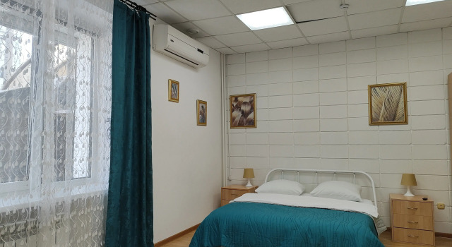 Studiya 5 Flat, Prenota Appartamento Hotel a Samara con parcheggio, Parcheggio