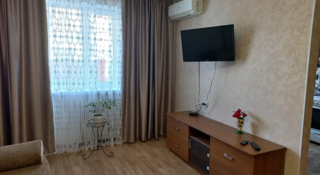 Na Ulitse Akademika Krylova 7 Apartments, Κράτηση Διαμέρισμα Ξενοδοχεία σε Sevastopol με χώρο στάθμευσης, Στάθμευση