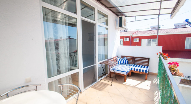 Astra 6 Apartments, Book Apartment Ordzhonikidze 