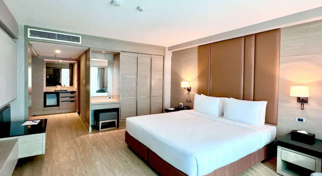 Двухместный номер Executive с видом на город Ramada Graand Swiss Sukhumvit 11