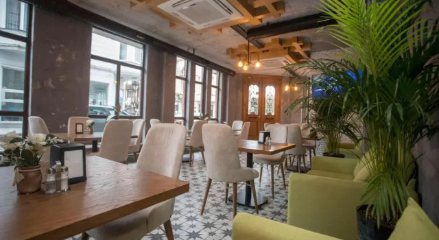 Hotel London