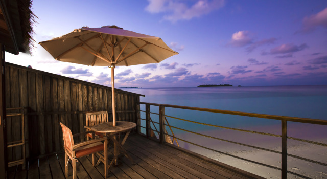 Двухместная вилла Over Water с балконом и с видом на океан NH Collection Maldives Reethi Resort