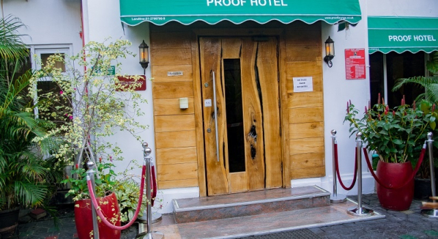 Proof Lounge Hotel, Rezerwuj Hotel Lekki Phase 1 