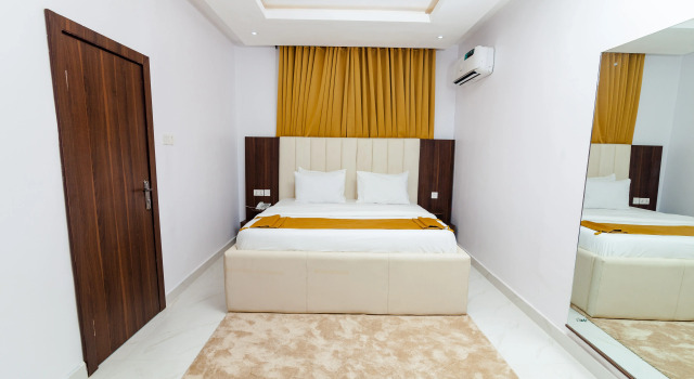 Номер Deluxe с балконом и с красивым видом из окна Отель Fifthinn Lekki