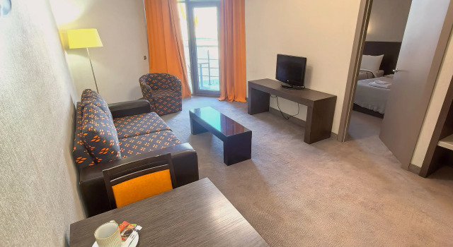 Dvukhkomnatnye S Balkonom # 421 Apartments, Prenota Appartamento Astrachan' Astrakhan Region