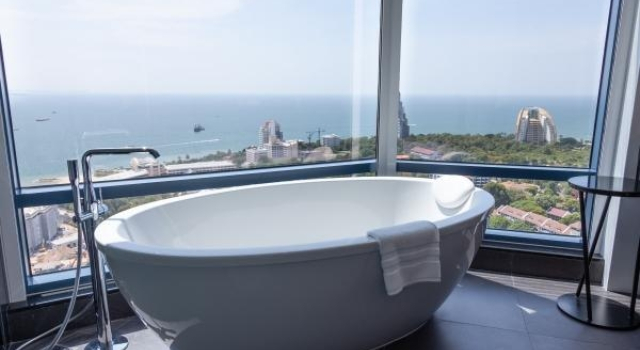 Люкс Panoramic с 2 комнатами с балконом Grande Centre Point Pattaya