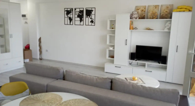 Uyutnaya Studiya v Istoricheskom Tsentre Flat, Buchen Sie Ferienwohnung Apartments in Region Primorje, Ferienwohnung