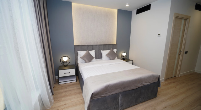 B&M Hotel, Забронировать Отель Отели Еревана 3 звезды, рядом с Голубая мечеть, 3*