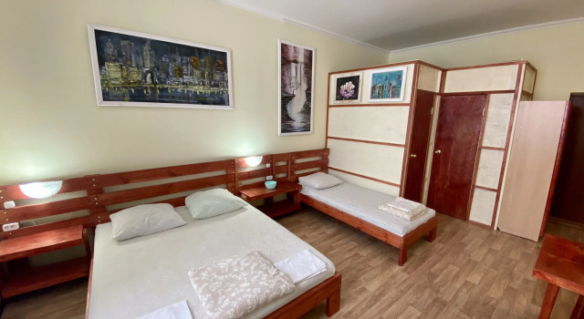 Четырёхместный номер Classic Гостевой дом Луч-Галерея