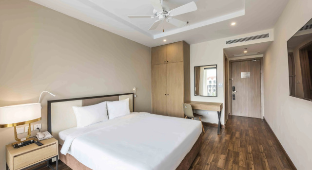 Двухместный номер Standard с балконом Отель Vinholidays Fiesta Phu Quoc