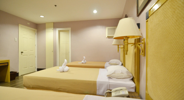 Номер Deluxe Windy Ridge Hotel Malate Manila