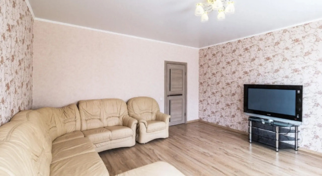 Na Bulvare Arhitektorov 13 Apartments, Prenota Appartamento Kirovsky Administrative District 