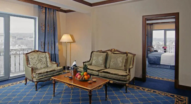 Двухместный люкс Executive с видом на город Orion Hotel Bishkek