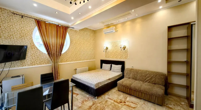 Dizaynerskaya Studiya Vozle Morya Apartments, Book Apartment Alushta 