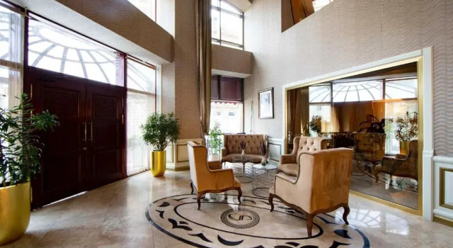 Отель Sapphire Inn