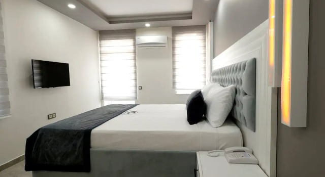Двухместный номер Standard с балконом Bed&Breakfast İnci Mira Hotel