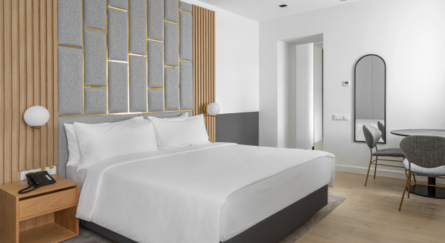 Двухместные апартаменты c 1 комнатой The Basilian Minsk, Curio Collection By Hilton