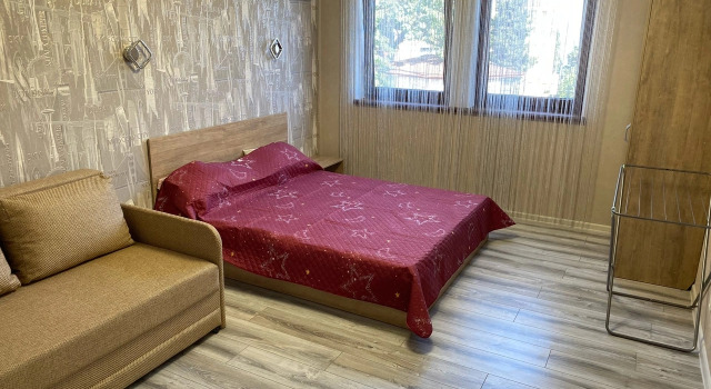Standard No. 10 Quadruple room Galon Guest House