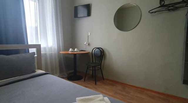 Ekonomický Dvoulůžkový s manželskou postelí pokoj Alen Hostel