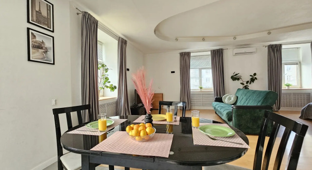 ZHivi Uiutno Stadion Metallurg Apartamenty, Book Apartment Industrial area 