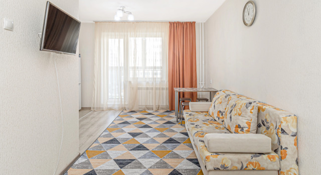 Yevrotryoshka Dlya 10 Gostey V Akadem Riverside Flat, Boek Appartement Kalininsky district 