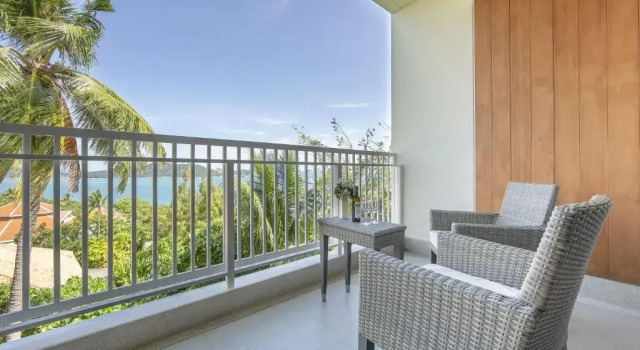 Двухместный полулюкс с балконом и с видом на море Cape Panwa Hotel Phuket