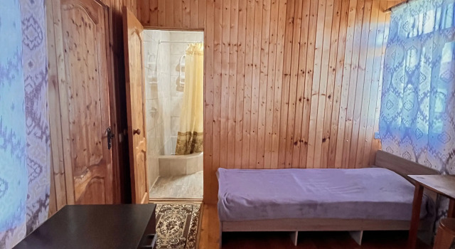 Трёхместный номер Deluxe с балконом и с красивым видом из окна Гостевой Дом Тина