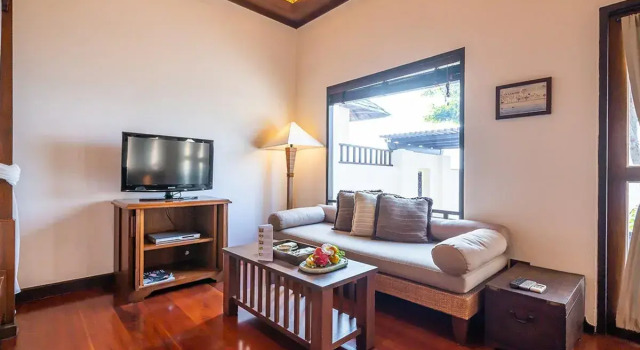 Двухместный Hillside room Premier Ocean с балконом Le Vimarn Cottages & Spa