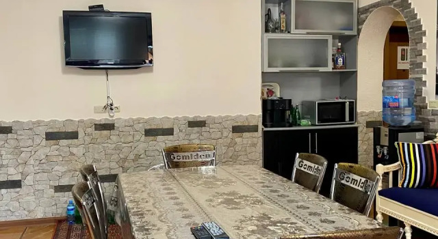 Коттедж Апартаменты с собственным двором