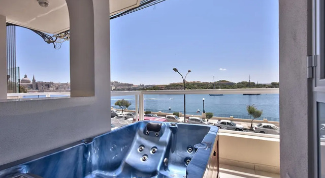 Sliema Apartment, Reservar Apartamento Hotéis em Valeta com estacionamento, Estacionamento