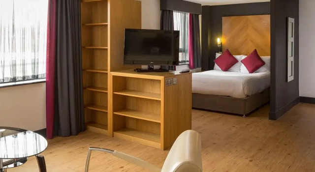 Студия Superior Апарт-отель Roomzzz Leeds City West