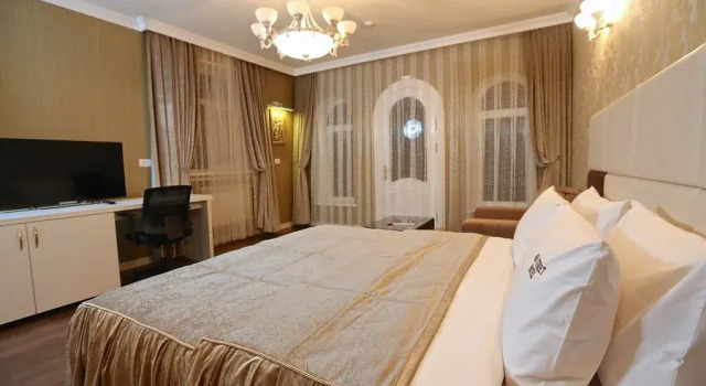 Номер Deluxe с балконом Old Street Boutique Hotel