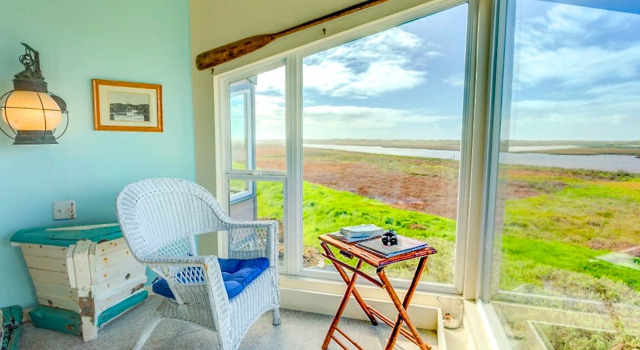 Двухместный номер Superior Captains Inn at Moss Landing