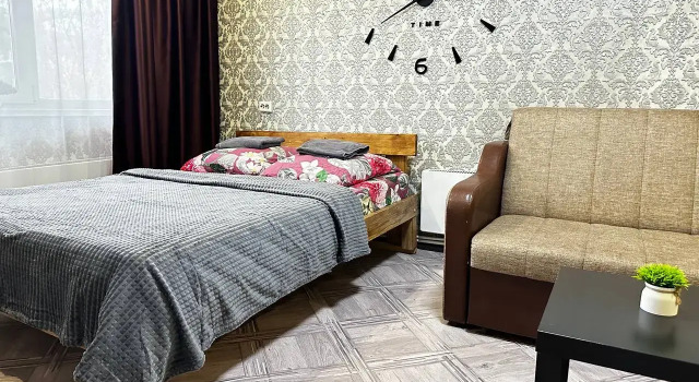 Квартира на Зварыгина 14
