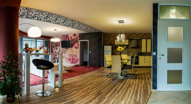 Апартаменты с балконом и с красивым видом из окна Luxury Apartments Burgas