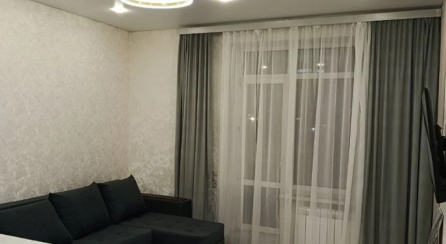 Svetlaya Studiya V Zhk Kosmos Flat, Buchen Sie Ferienwohnung Hotels in Oblast Moskau mit Parkplatz, Parkplätze