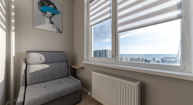 Люкс с балконом и с красивым видом из окна Апартаменты Red Apartments Атлант