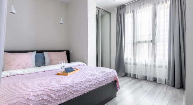 Prostornaya Studiya Ryadom S Tsentrom Apartments, Rezervovat Apartmán Hotely v Petrohrad s parkováním, Parkování